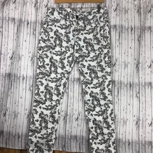 Maurices grey floral print skinny jean